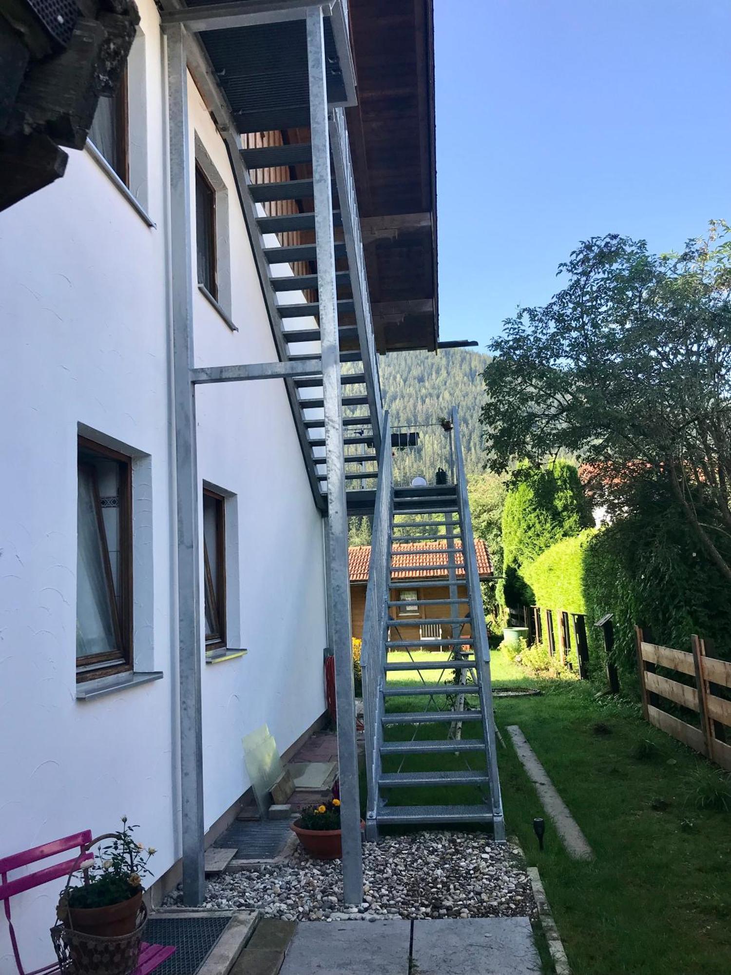Ferienwohnung Seinerzeit - Kuschelige Dachwohnung Schoenau am Koenigsee Exterior photo